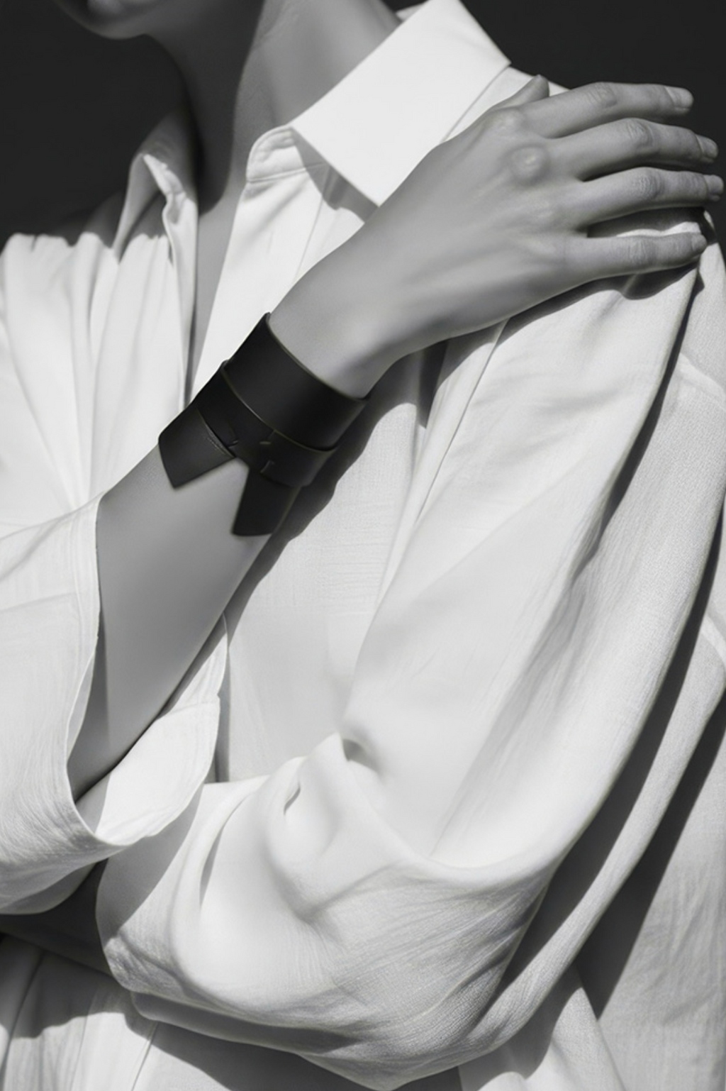 Diakenos Cuff