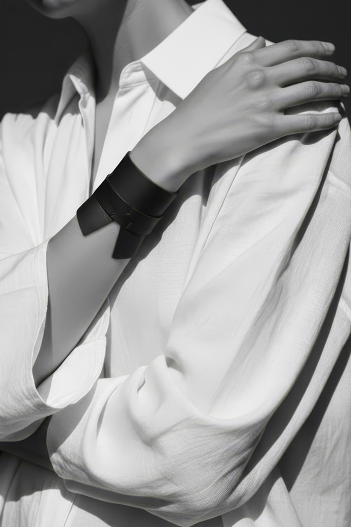 Diakenos Cuff